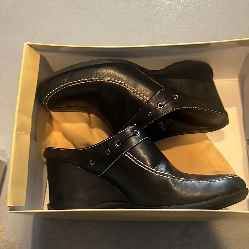 🎉Last deal 🎉Black wedge  shoes